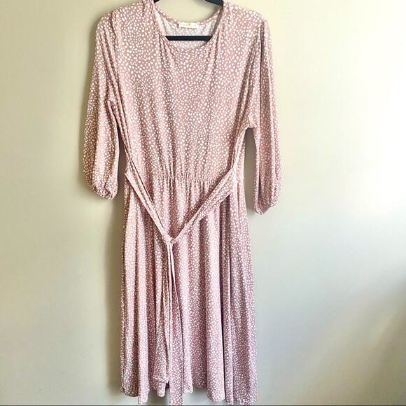 Hope's Mauve Modest Dress - Large - Picture 1 of 1